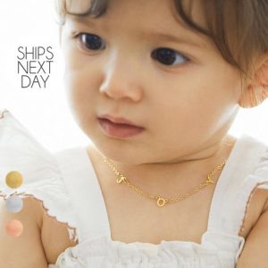 The Perfect Personalized Touch: Baby Name Necklace插图2