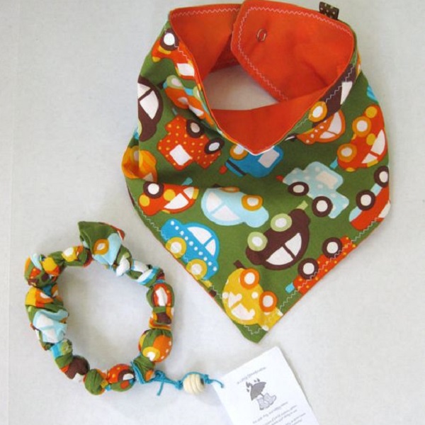 Are baby drool bibs worth it?