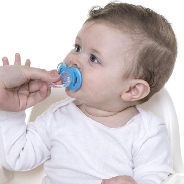 Understand why pacifiers are effective in soothing babies 