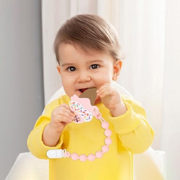 Find out if silicone bibs are washing machine safe