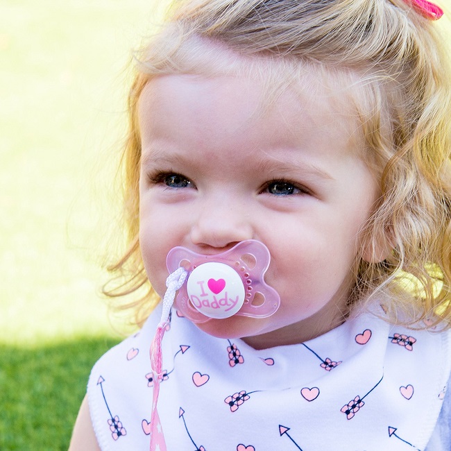 Discover alternatives to pacifiers