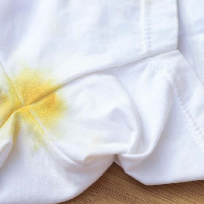 how to get baby poop stains out of clothes