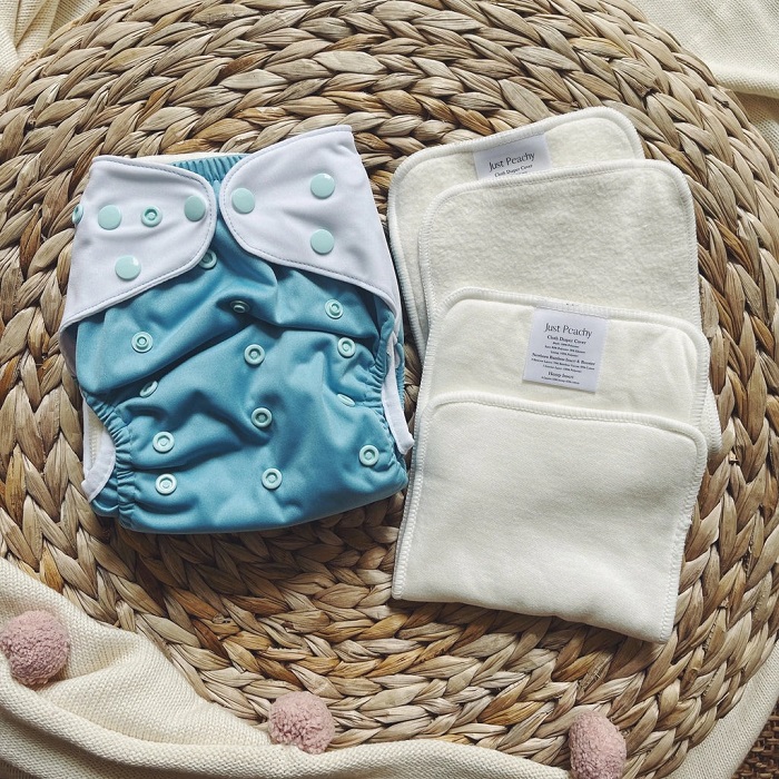 how to clean cloth diapers